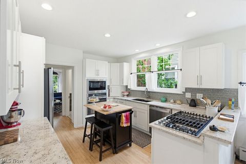 Tiny photo for 2798 Corydon Road, Cleveland Heights, OH 44118 (MLS # 5209498)
