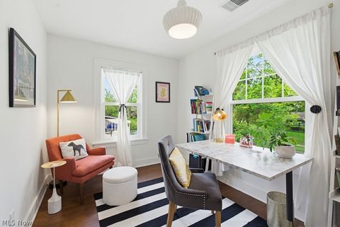 Tiny photo for 2798 Corydon Road, Cleveland Heights, OH 44118 (MLS # 5209498)