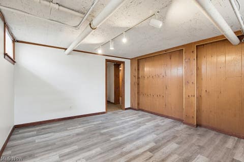 Tiny photo for 2798 Corydon Road, Cleveland Heights, OH 44118 (MLS # 5209498)
