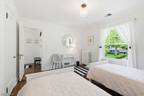 Tiny photo for 2798 Corydon Road, Cleveland Heights, OH 44118 (MLS # 5209498)