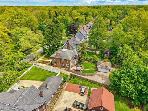 Tiny photo for 2798 Corydon Road, Cleveland Heights, OH 44118 (MLS # 5209498)