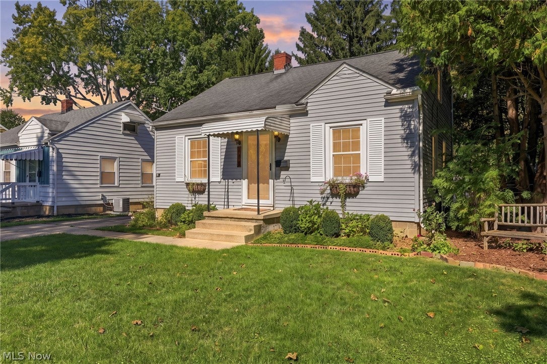 113 Adams Avenue