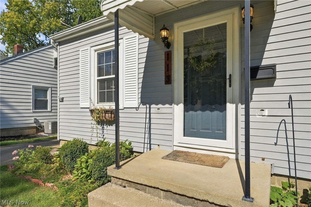 113 Adams Avenue