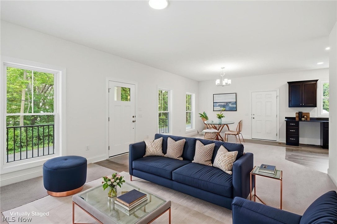 2327 S Oak Knoll Drive