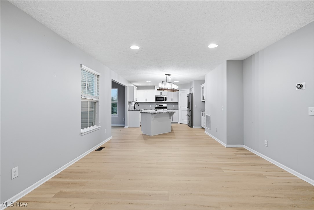 5450 Wightman Circle