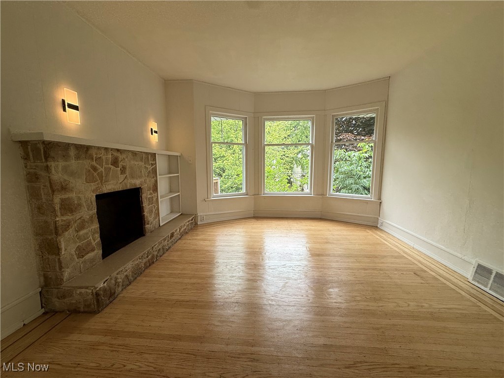 H B Pumphreys Resub - Residential Lease