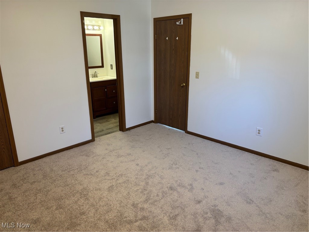 6622 Devonshire Court, Mentor, Ohio image 12