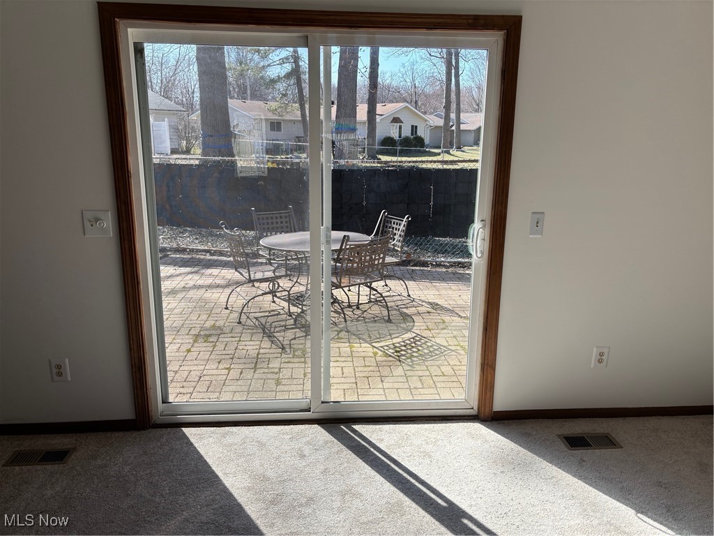 6622 Devonshire Court, Mentor, Ohio image 3