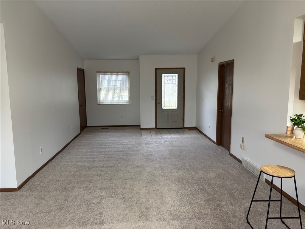 6622 Devonshire Court, Mentor, Ohio image 4