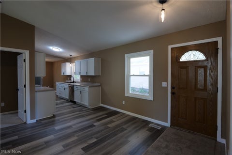Tiny photo for 900 Bellvue Drive, Painesville, OH 44077 (MLS # 5257082)