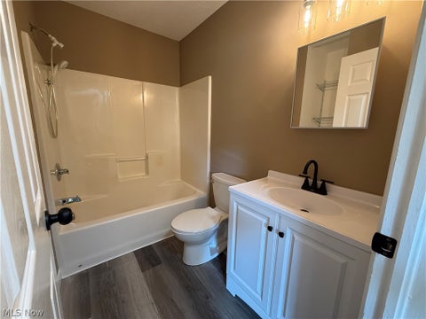 Tiny photo for 900 Bellvue Drive, Painesville, OH 44077 (MLS # 5257082)