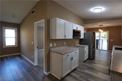 Tiny photo for 900 Bellvue Drive, Painesville, OH 44077 (MLS # 5257082)