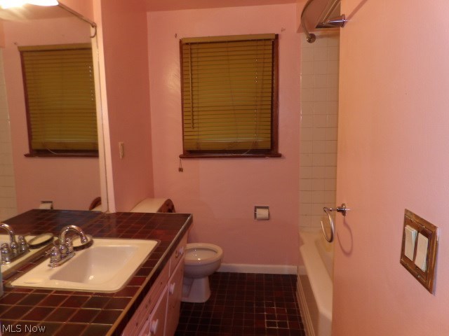 Country Club Estates - Residential Lease