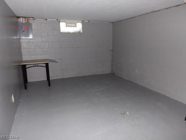 Country Club Estates - Residential Lease