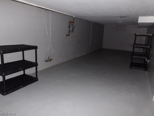 Country Club Estates - Residential Lease