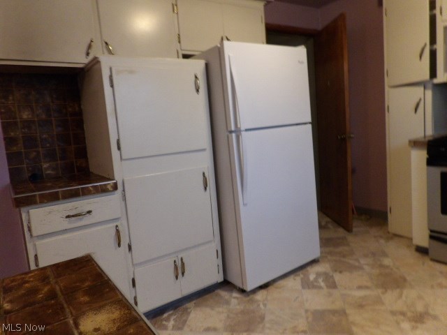 Country Club Estates - Residential Lease