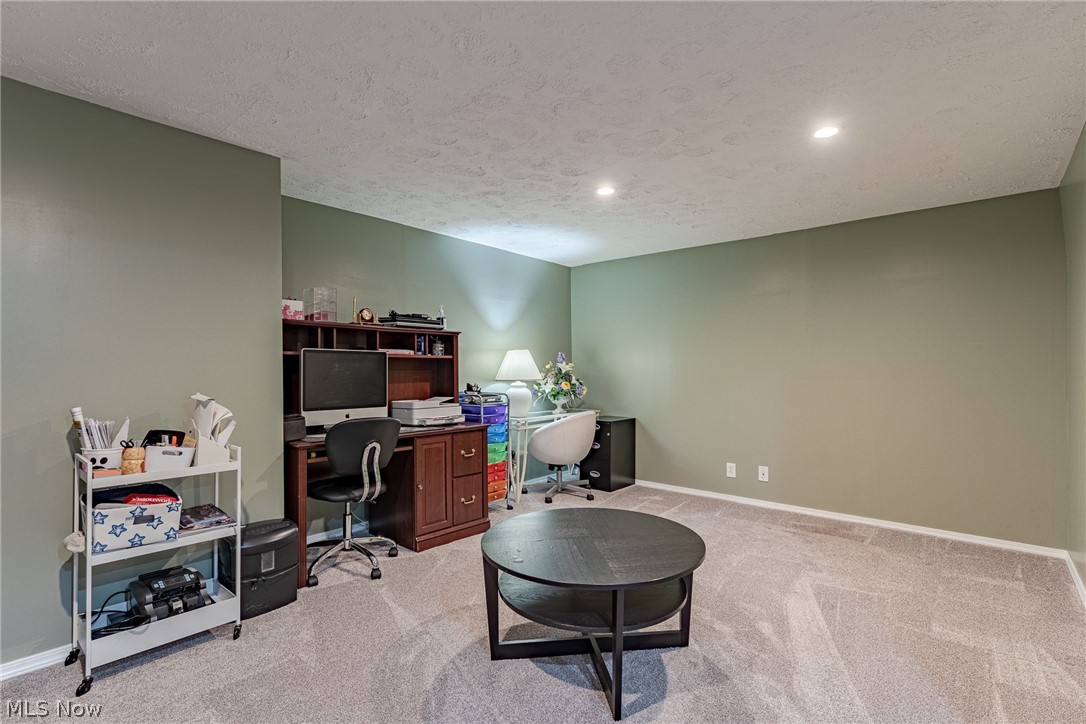 Willoughby Crossing Condo - Residential