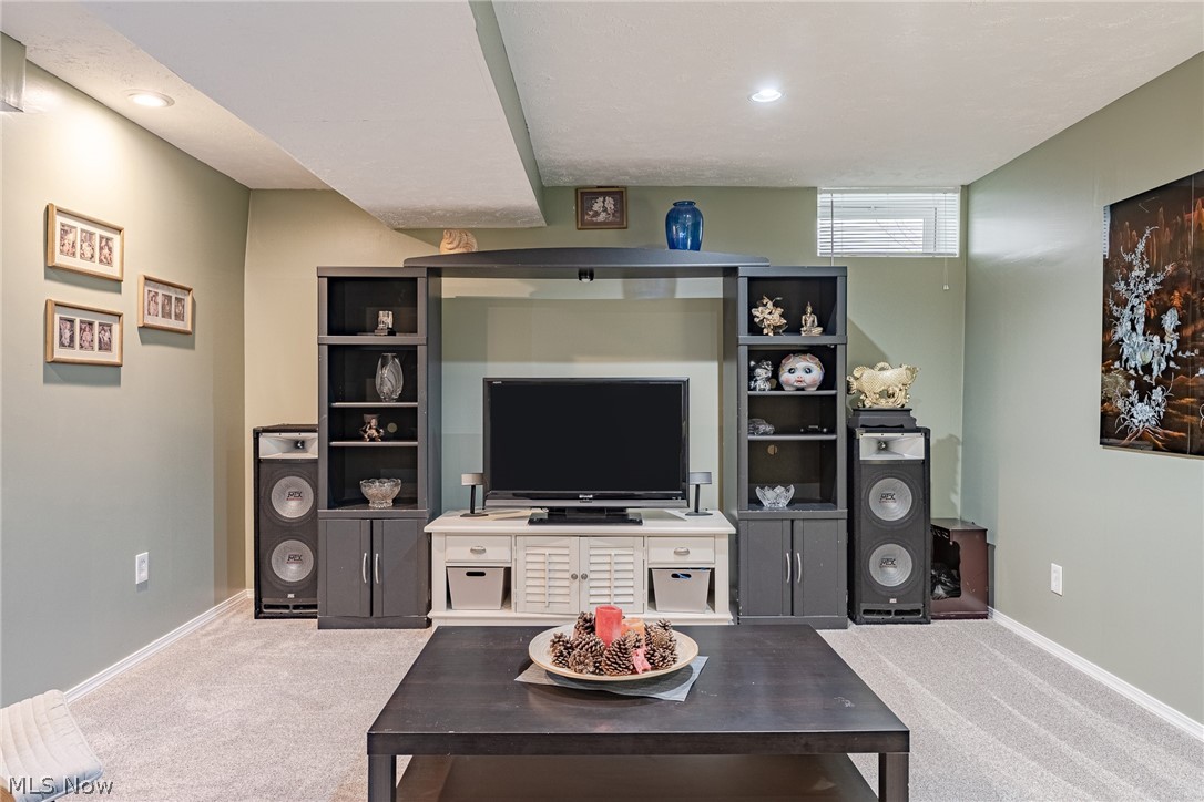 Willoughby Crossing Condo - Residential