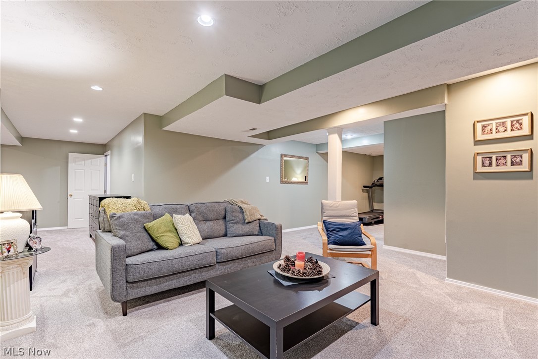 Willoughby Crossing Condo - Residential