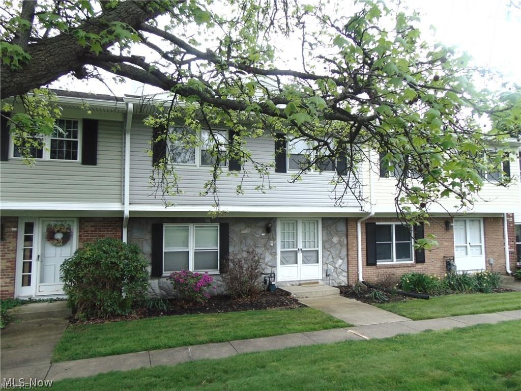 Country Club Twnhs North Condo - Residential