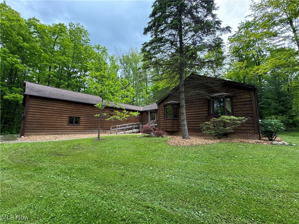 11691 Legend Creek Drive, Chesterland, Ohio image 1
