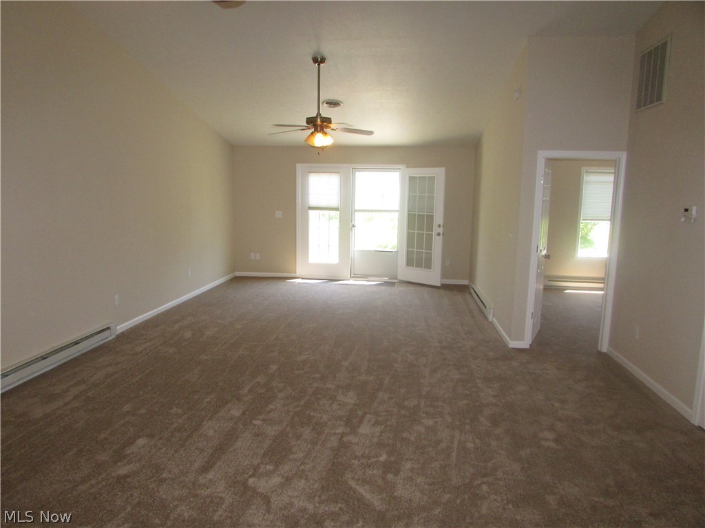 Waterford Pointe/Pleasant Lakes - Residential