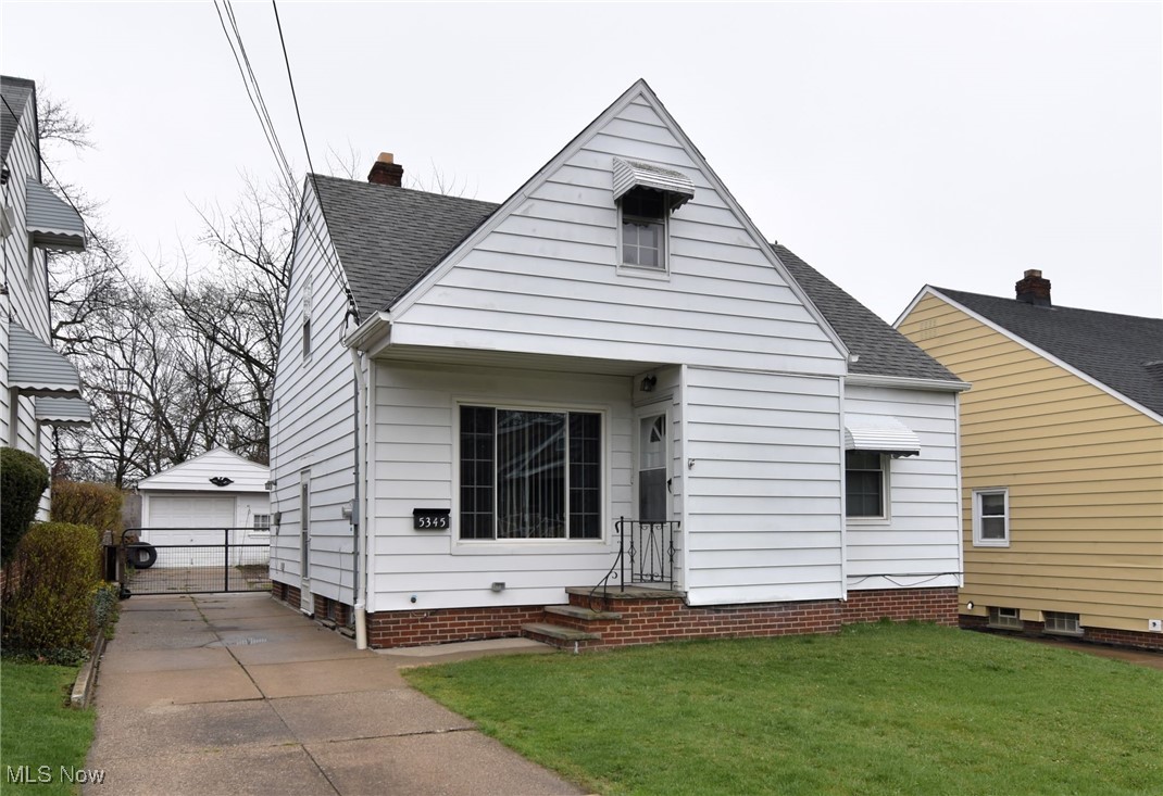 5345 E 111th Street, Garfield Heights, Ohio image 2