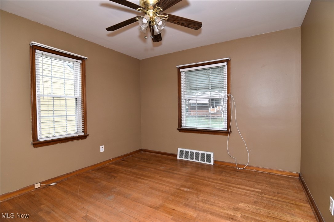 5345 E 111th Street, Garfield Heights, Ohio image 12