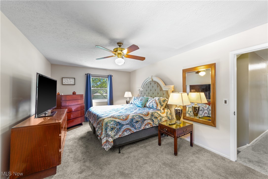6020 Wild Oak Drive, North Olmsted, Ohio image 30