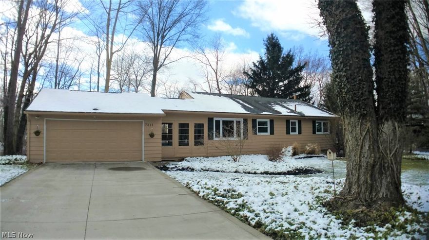 This lovely ranch is move in ready and set in the beautiful Twin Lakes community. Set with a backyard view of the golf course and wetlands, your new home will feel like a vacation destination. This home comes with lake privileges allowing you to swim, boat or float your troubles away. This home has 3 bedrooms and 2 full bathrooms as well as an on suite half bathroom in the master bedroom. Hardwood floors under most carpeting. The basement is a finished walkout and has a full bath. This home has been well maintained and cared for and is ready to become your new home.