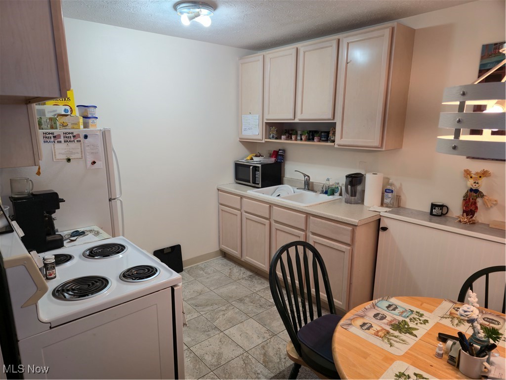 Stratford Village Condo - Residential