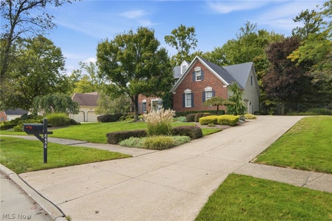 Tiny photo for 8650 Treetop Trail, Broadview Heights, OH 44147 (MLS # 5256957)