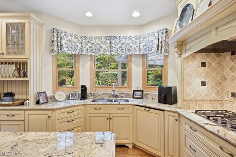 Tiny photo for 8650 Treetop Trail, Broadview Heights, OH 44147 (MLS # 5256957)