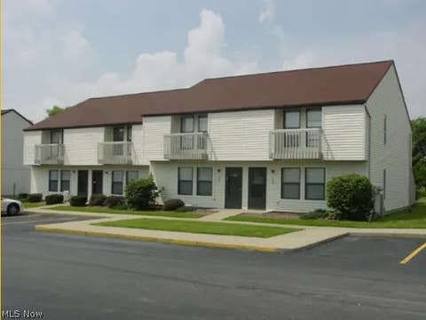 Condo For Sale - 1539 Whitehall Boulevard<br/> Kent, OH 44240