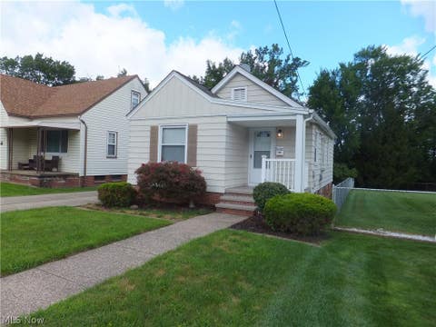 Photo of 4102 Walter Avenue, Parma, OH 44134 (MLS # 5239236)