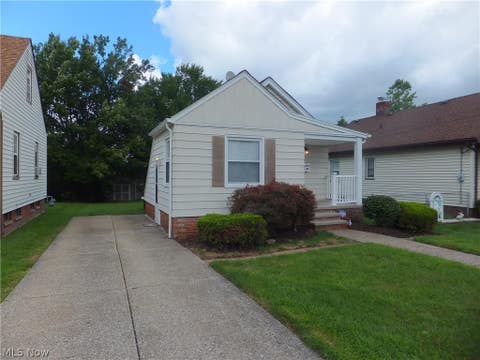 Tiny photo for 4102 Walter Avenue, Parma, OH 44134 (MLS # 5239236)