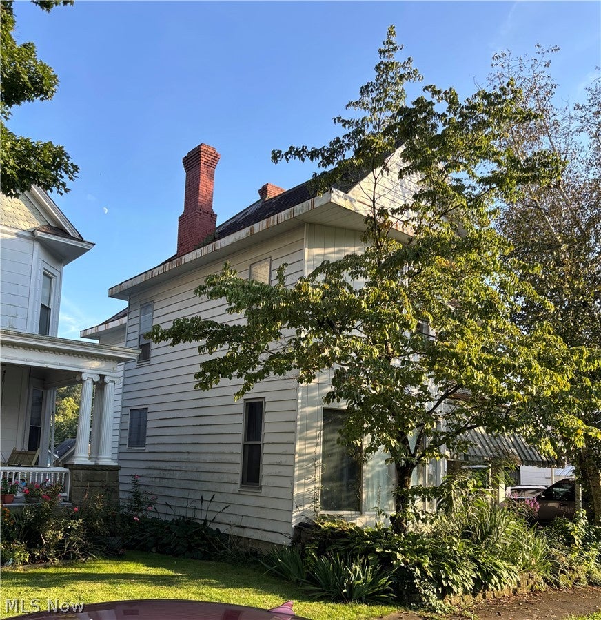 821 Main Street