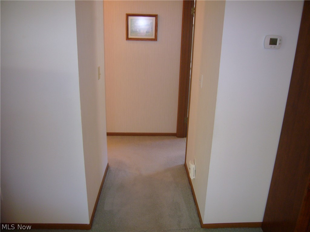 Governor's Lake - Residential