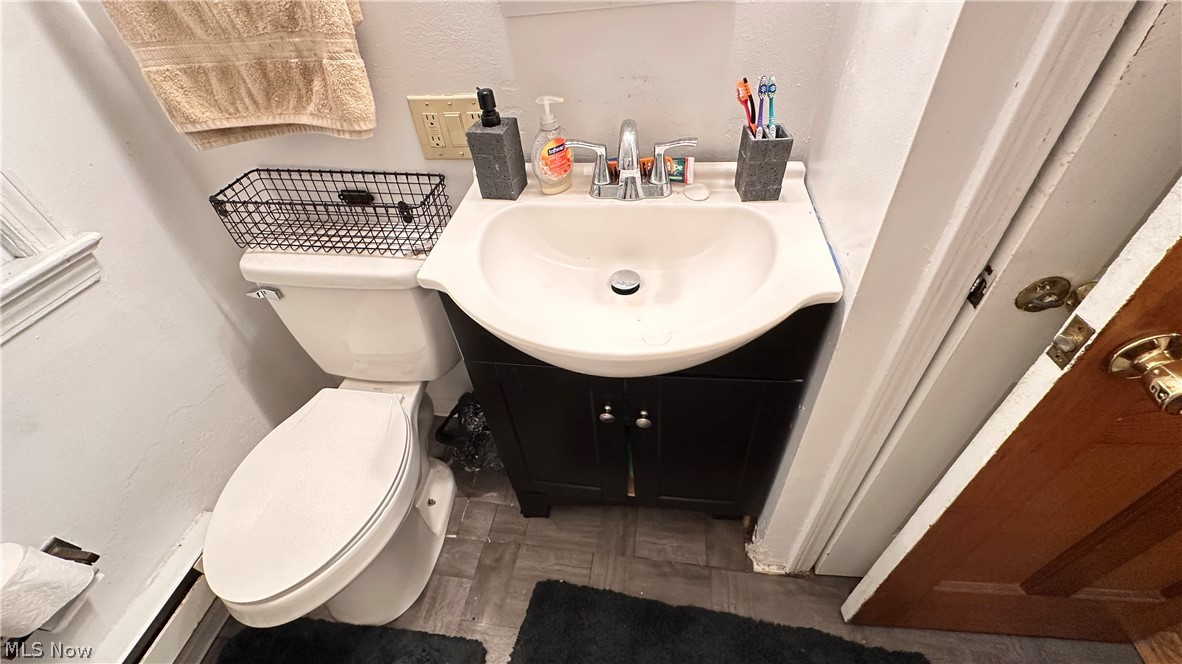 Center Hwy - Residential