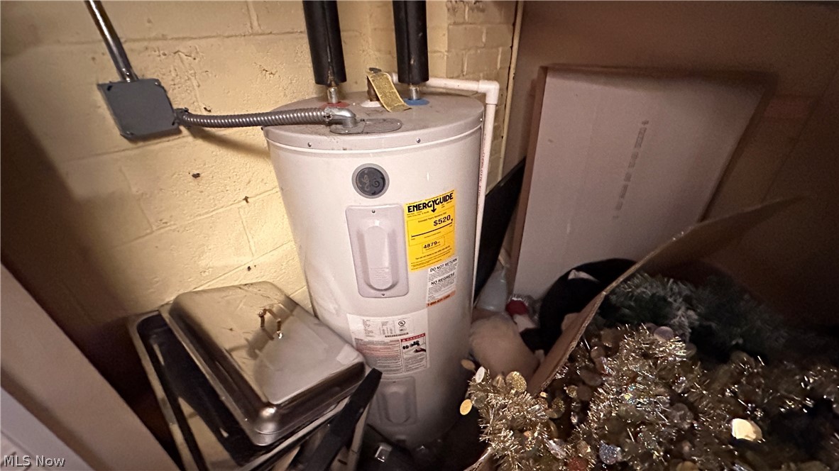 Center Hwy - Residential