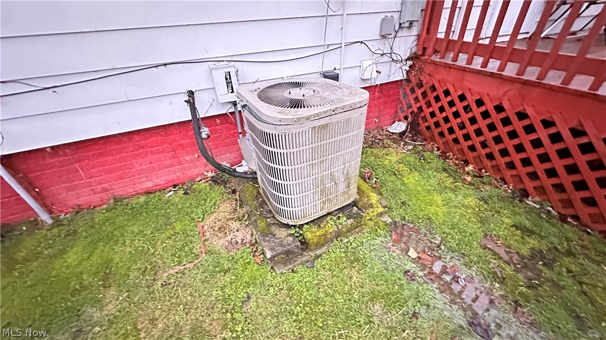 Center Hwy - Residential