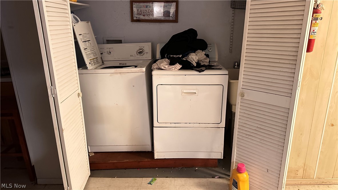 Center Hwy - Residential