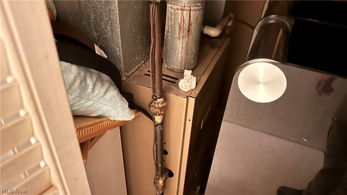 Center Hwy - Residential