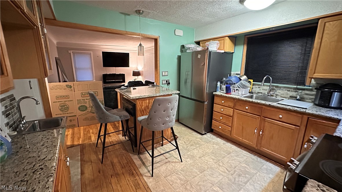 Center Hwy - Residential