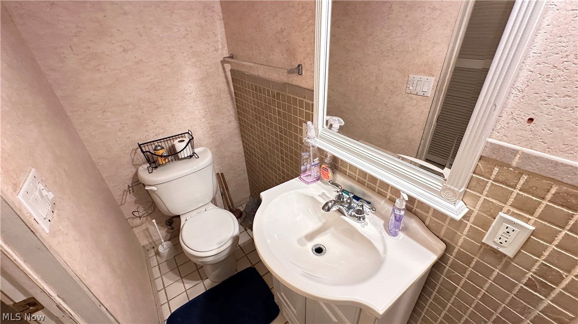 Center Hwy - Residential