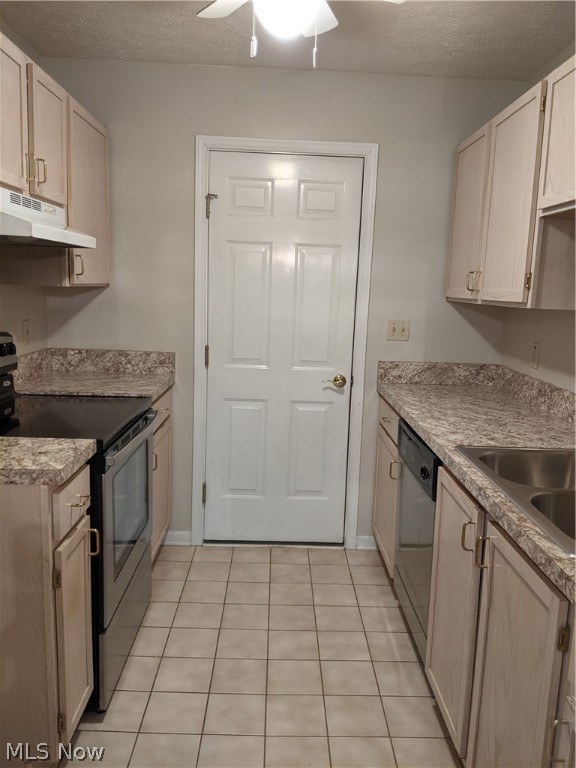 Pinebrook Vill - Residential