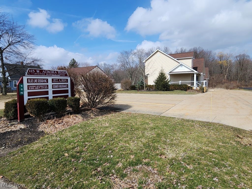 115 W Aurora Road