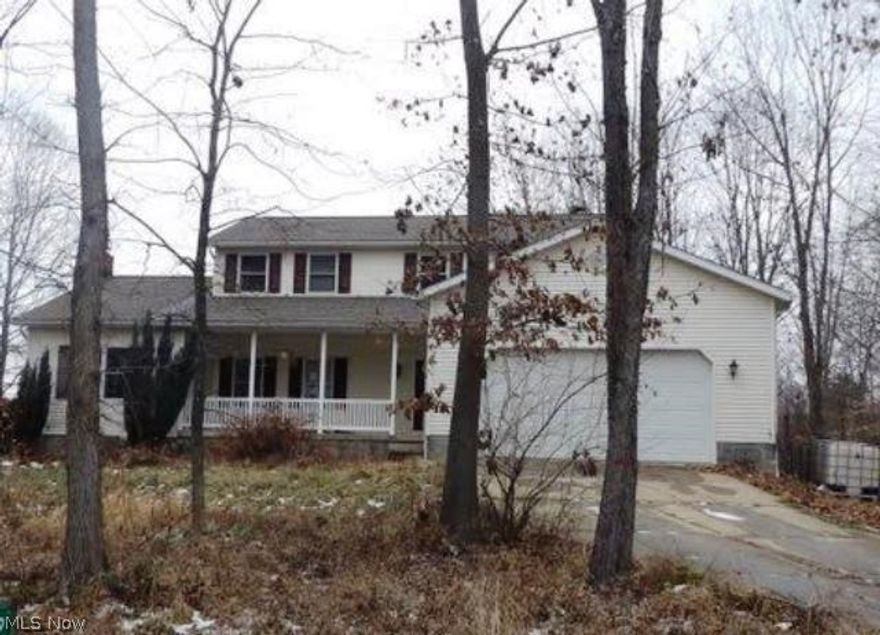 Spacious 2 story home with 5 bedrooms and 2 bathrooms.  It features a floor plan of about 2,400 sq. ft. of living space.  Nice front porch.  Attached 2 car garage.  Located in a nice lake community with only a few neighbors nearby. Lots of privacy.