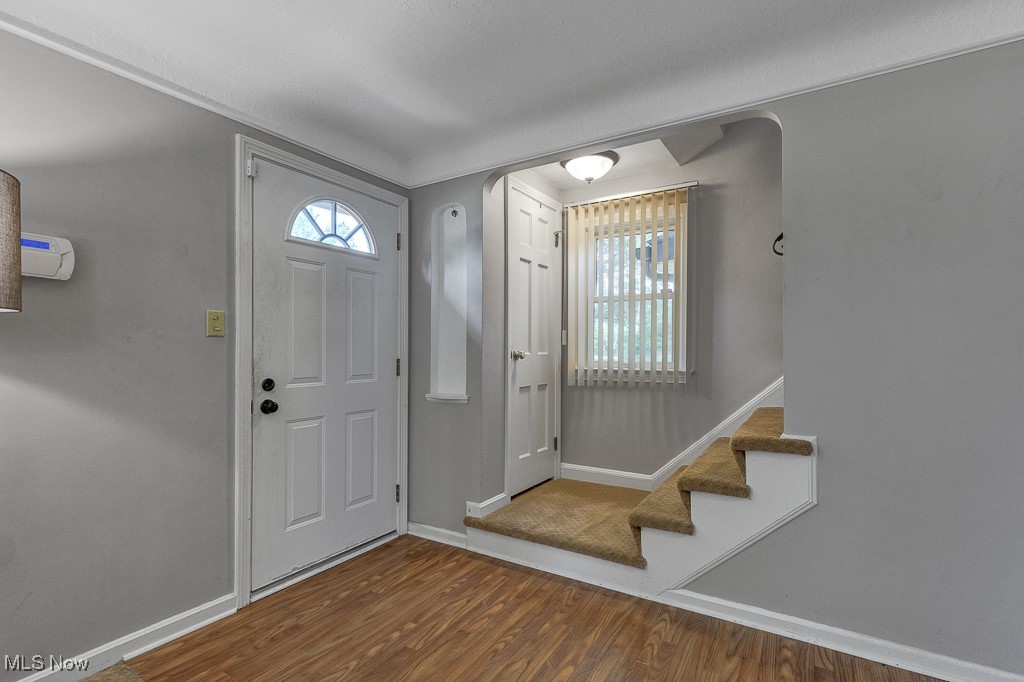 E A Markhams Richmond Manor S - Residential