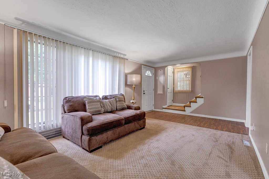 E A Markhams Richmond Manor S - Residential